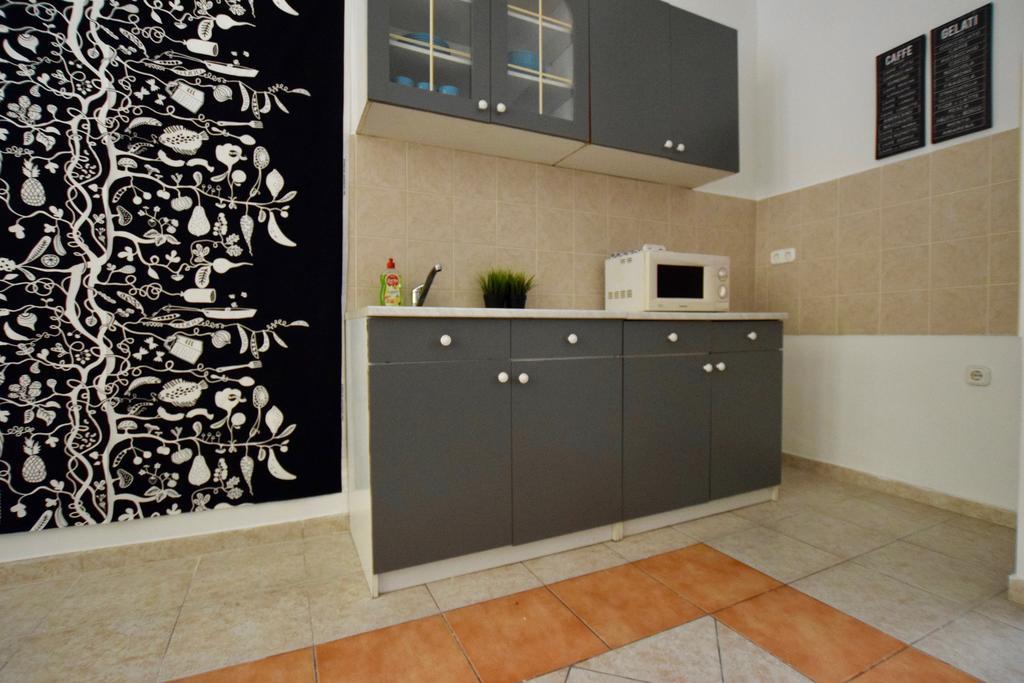 Budget Apartment By Hi5 - Akacfa 4 Budapest Exteriör bild