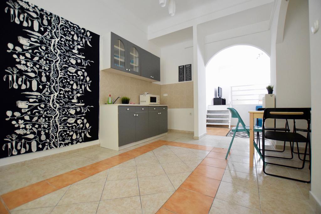 Budget Apartment By Hi5 - Akacfa 4 Budapest Exteriör bild